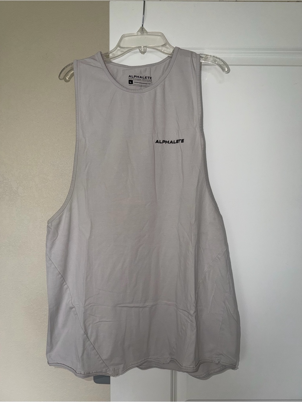 Alphalete Men’s Tank Light Gray